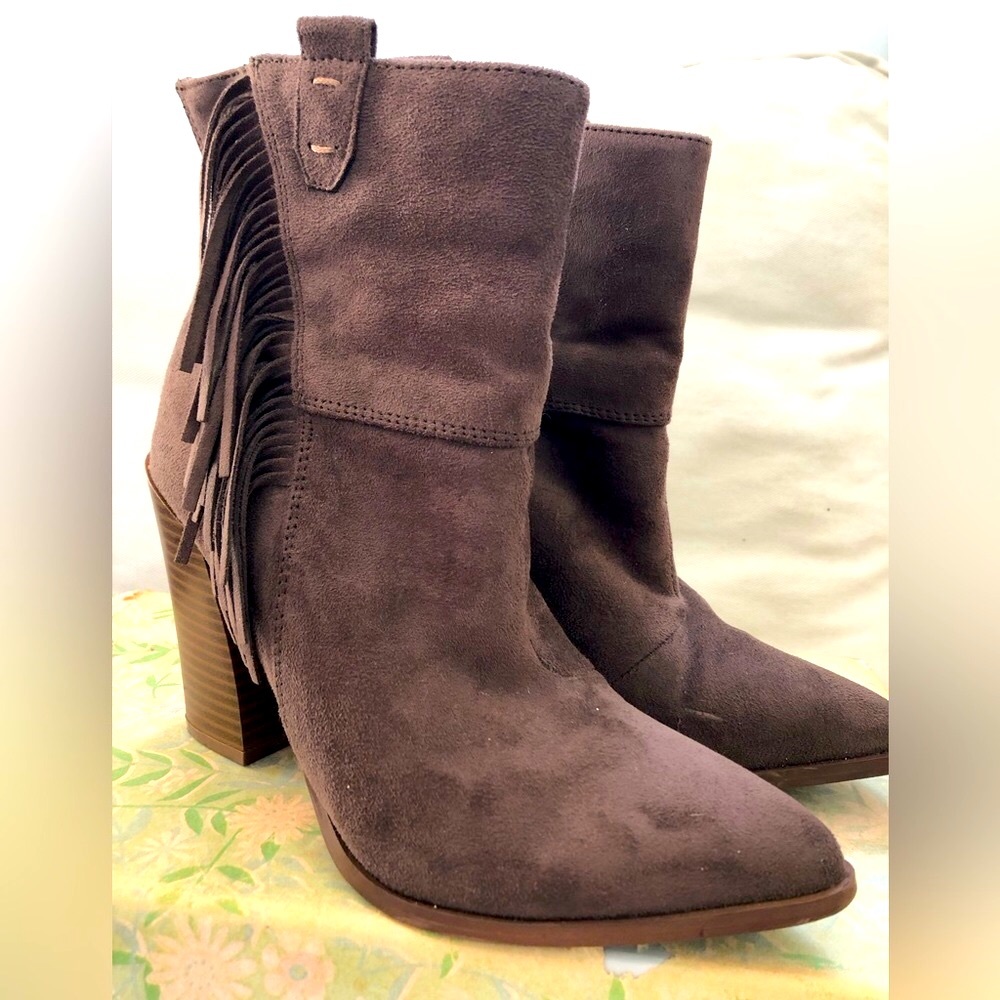 Soft Suede Brown fringe booties